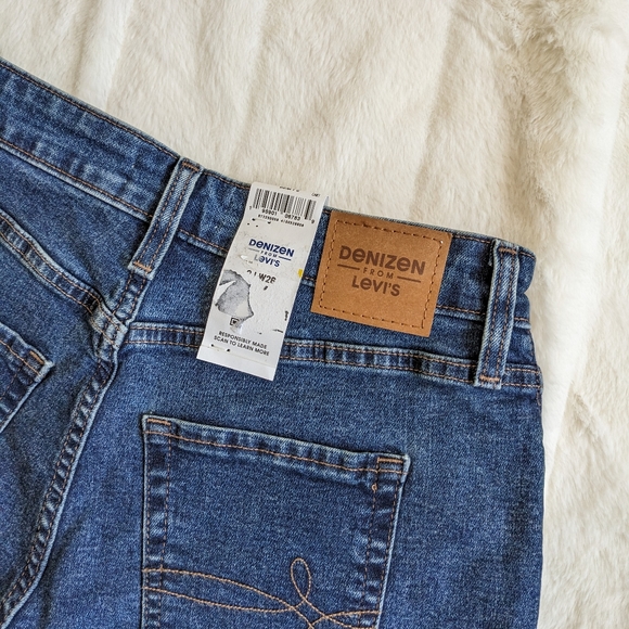 Levi's Denizen Mid Rise Denim Shorts Size 2 - Picture 4 of 8